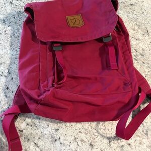 Fjällräven Red Backpack G-1000